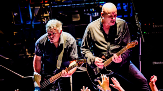 The Stranglers live